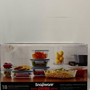 Snapware Pure Pyrex Glass Food Storage Set - Clear and Blue